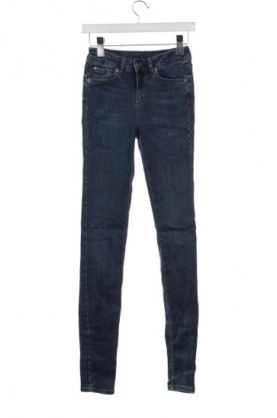 Damen Jeans Vero Moda, Größe S, Farbe Blau, Preis 10,65 €