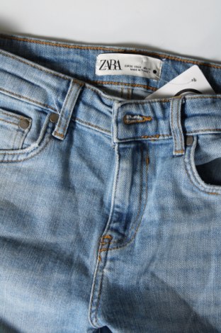 Дамски дънки Zara, Размер S, Цвят Син, Цена 7,49 лв.