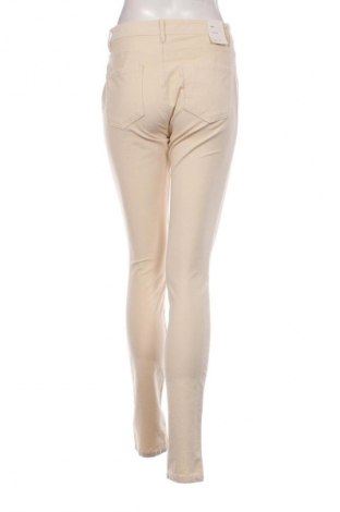 Damen Cordhose S.Oliver, Größe M, Farbe Ecru, Preis 10,99 €