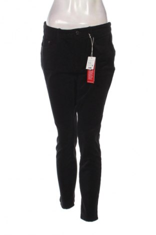 Γυναικείο κοτλέ παντελόνι S.Oliver, Μέγεθος L, Χρώμα Μαύρο, Τιμή 19,18 €