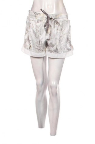 Γυναικείο κοντό παντελόνι, Μέγεθος L, Χρώμα Πολύχρωμο, Τιμή 3,41 €