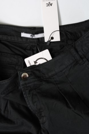 Γυναικείο κοντό παντελόνι Ajc, Μέγεθος S, Χρώμα Μαύρο, Τιμή 9,27 €