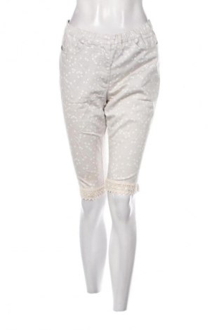 Γυναικείο κοντό παντελόνι Bpc Bonprix Collection, Μέγεθος M, Χρώμα  Μπέζ, Τιμή 4,23 €