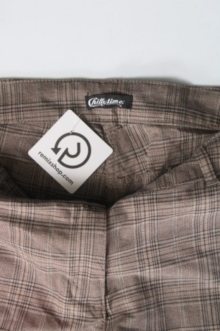 Pantaloni scurți de femei Chillytime, Mărime M, Culoare Bej, Preț 19,99 Lei