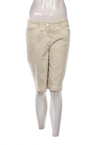 Дамски къс панталон Designer S, Размер L, Цвят Бежов, Цена 9,88 лв.