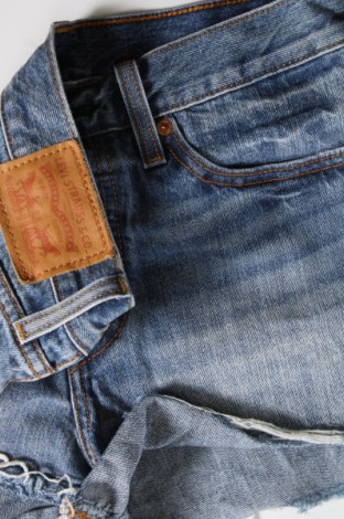 Női rövidnadrág Levi's, Méret M, Szín Kék, Ár 6 022 Ft