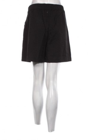 Γυναικείο κοντό παντελόνι Part Two, Μέγεθος L, Χρώμα Μαύρο, Τιμή 22,27 €