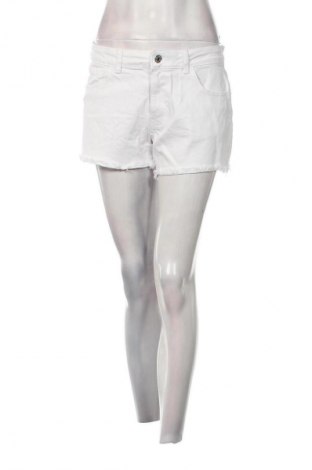Damen Shorts Primark, Größe M, Farbe Weiß, Preis € 6,00