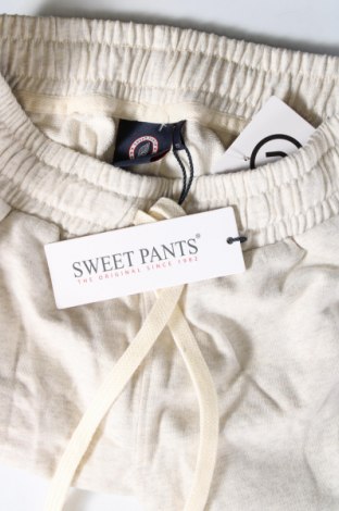 Дамски къс панталон SWEET PANTS, Размер XS, Цвят Екрю, Цена 21,99 лв.