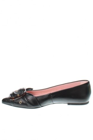 Obuwie damskie Pretty Ballerinas, Rozmiar 37, Kolor Czarny, Cena 225,21 zł