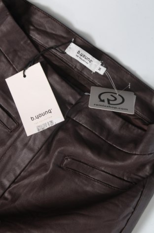 Pantaloni de femei B.Young, Mărime S, Culoare Maro, Preț 30,99 Lei