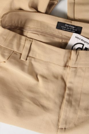 Damenhose Bershka, Größe M, Farbe Beige, Preis 5,49 €