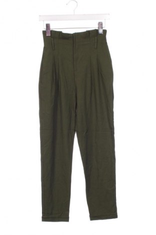 Damenhose Bershka, Größe XS, Farbe Grün, Preis € 5,99