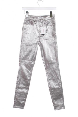 Damenhose Good American, Größe XXS, Farbe Silber, Preis 59,99 €