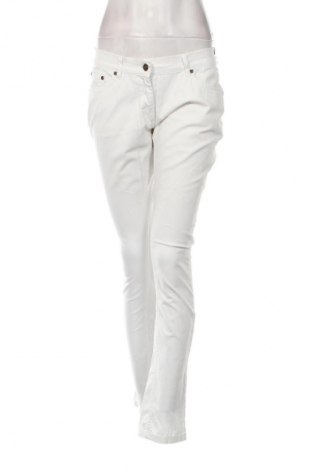 Дамски панталон Identic, Размер S, Цвят Бял, Цена 16,54 лв.
