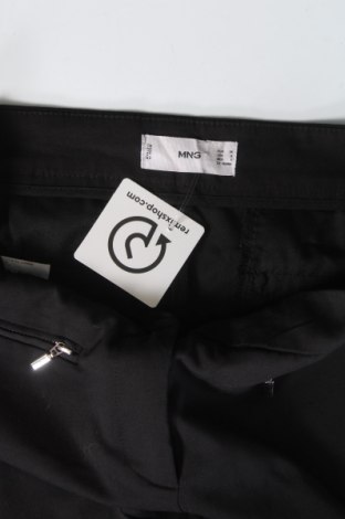 Pantaloni de femei Mango, Mărime M, Culoare Negru, Preț 23,99 Lei