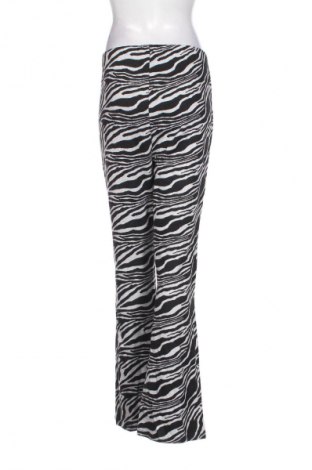 Pantaloni de femei New Look, Mărime XL, Culoare Multicolor, Preț 26,99 Lei