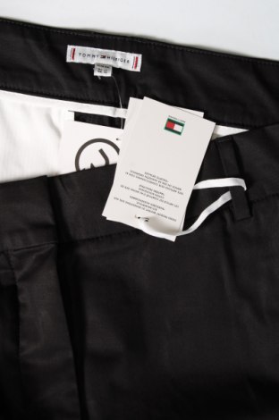 Pantaloni de femei Tommy Hilfiger, Mărime XL, Culoare Negru, Preț 344,99 Lei