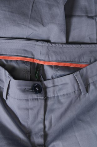 Pantaloni de femei United Colors Of Benetton, Mărime XXS, Culoare Albastru, Preț 134,87 Lei