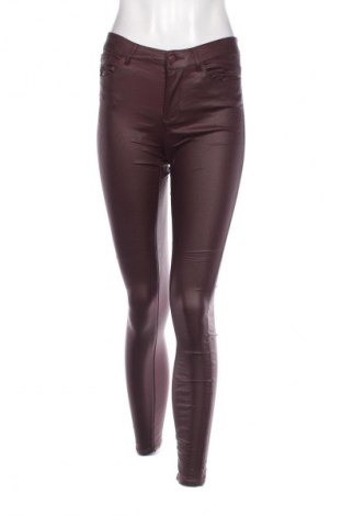 Дамски панталон Vero Moda, Размер S, Цвят Червен, Цена 10,80 лв.