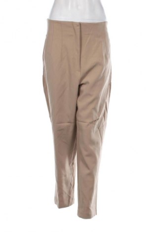 Дамски панталон Zara, Размер XL, Цвят Бежов, Цена 27,00 лв.