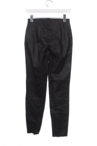 Pantaloni de femei Zara, Mărime XS, Culoare Negru, Preț 23,99 Lei