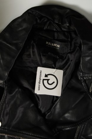 Damen Lederjacke Pull&Bear, Größe M, Farbe Schwarz, Preis € 15,29