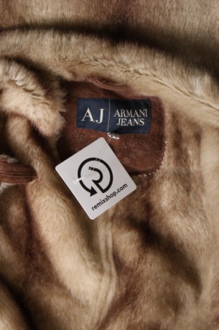 Дамско палто Armani Jeans, Размер L, Цвят Кафяв, Цена 399,00 лв.