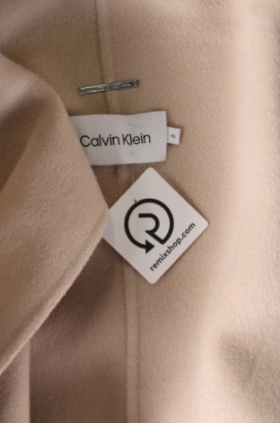 Дамско палто Calvin Klein, Размер XL, Цвят Бежов, Цена 180,99 лв.