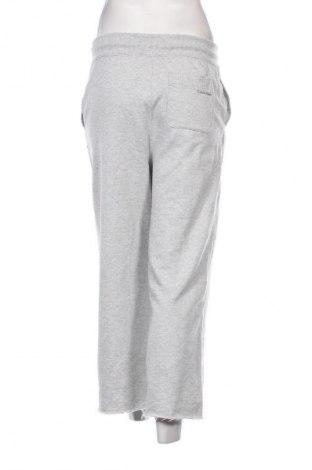 Pantaloni trening de femei Calvin Klein, Mărime XS, Culoare Gri, Preț 172,99 Lei