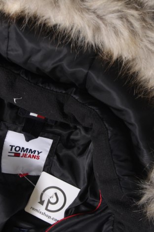 Női dzseki Tommy Jeans, Méret L, Szín Fekete, Ár 39 899 Ft