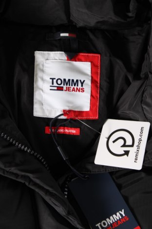 Dámska bunda  Tommy Jeans, Veľkosť L, Farba Čierna, Cena  205,95 €