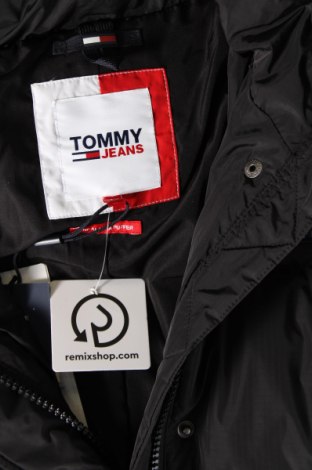 Dámska bunda  Tommy Jeans, Veľkosť XS, Farba Čierna, Cena  216,45 €