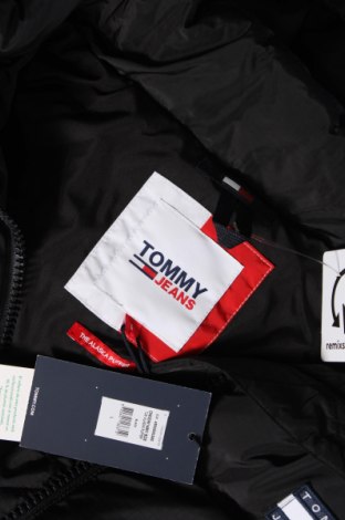 Dámska bunda  Tommy Jeans, Veľkosť L, Farba Čierna, Cena  129,95 €