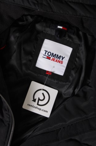 Дамско яке Tommy Jeans, Размер M, Цвят Черен, Цена 158,49 лв.