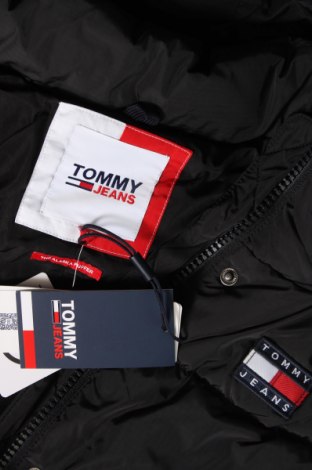 Γυναικείο μπουφάν Tommy Jeans, Μέγεθος XL, Χρώμα Μαύρο, Τιμή 235,99 €