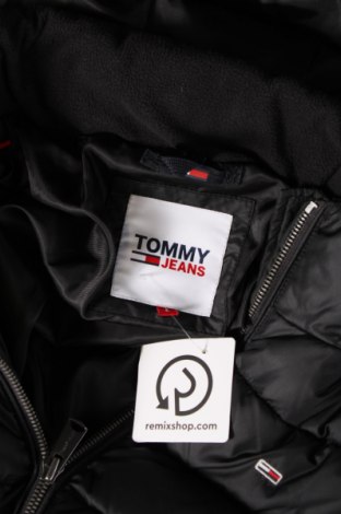 Dámska bunda  Tommy Jeans, Veľkosť S, Farba Čierna, Cena  178,45 €