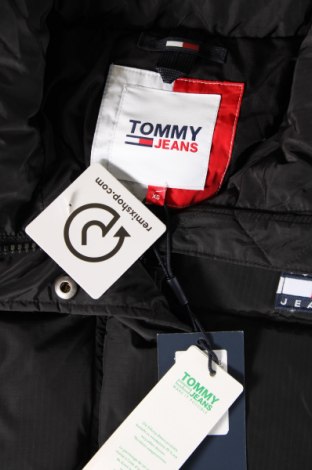 Дамско яке Tommy Jeans, Размер XS, Цвят Черен, Цена 247,99 лв.