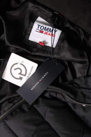 Dámska bunda  Tommy Jeans, Veľkosť XL, Farba Čierna, Cena  140,95 €