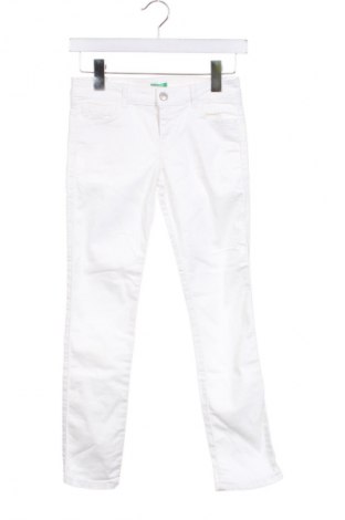 Kinderjeans United Colors Of Benetton, Größe 9-10y/ 140-146 cm, Farbe Weiß, Preis € 3,99