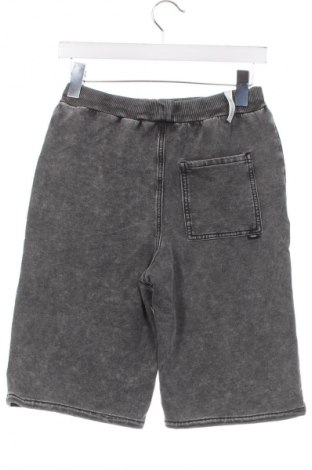 Pantaloni scurți pentru copii Name It, Mărime 11-12y/ 152-158 cm, Culoare Gri, Preț 134,21 Lei