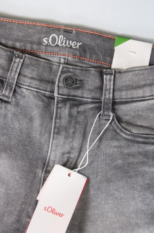 Kinder Shorts S.Oliver, Größe 9-10y/ 140-146 cm, Farbe Grau, Preis € 9,49