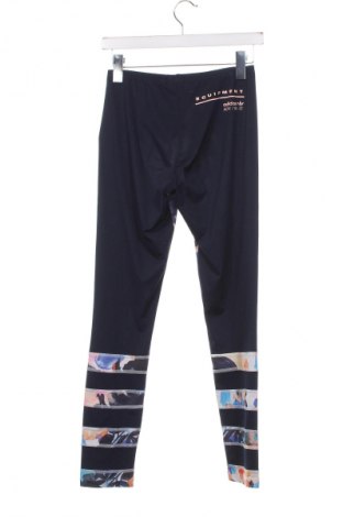 Dziecięce legginsy Adidas Originals, Rozmiar 13-14y/ 164-168 cm, Kolor Niebieski, Cena 80,90 zł