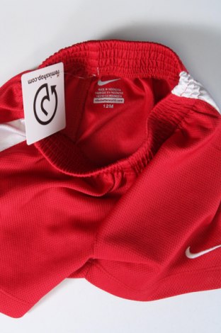 Παιδικό αθλητικό παντελόνι Nike, Μέγεθος 9-12m/ 74-80 εκ., Χρώμα Κόκκινο, Τιμή 16,88 €