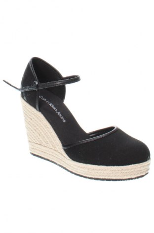 Espadrilky  Calvin Klein Jeans, Veľkosť 38, Farba Čierna, Cena  61,80 €