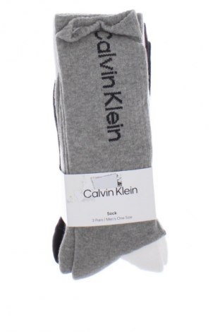 Komplet  Calvin Klein, Velikost M, Barva Vícebarevné, Cena  825,00 Kč