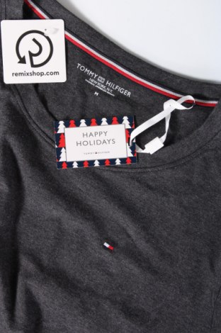 Pánske tričko  Tommy Hilfiger, Veľkosť M, Farba Sivá, Cena  26,45 €