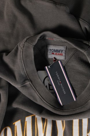 Bluză de bărbați Tommy Jeans, Mărime L, Culoare Gri, Preț 378,49 Lei