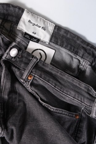 Herren Jeans H&M, Größe M, Farbe Grau, Preis 8,99 €