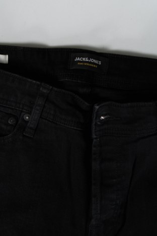 Ανδρικό τζίν Jack & Jones, Μέγεθος M, Χρώμα Μαύρο, Τιμή 7,99 €